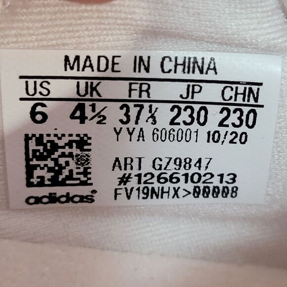 ADIDAS Ultraboost‎ Slip-on Size 6 - Picture 10 of 13